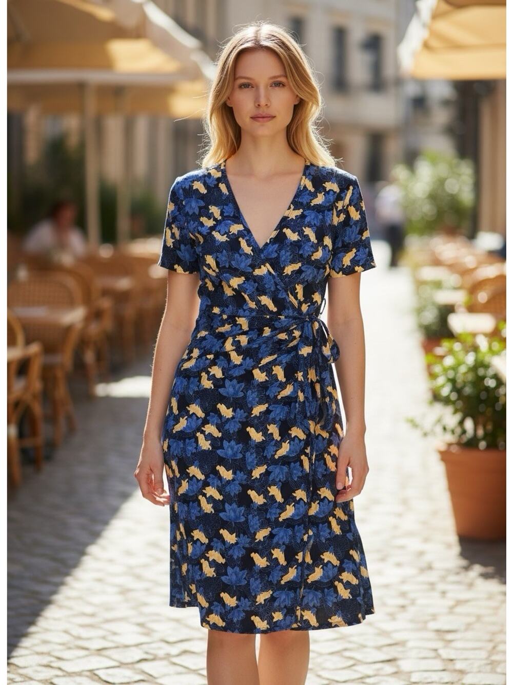 Womens Floral Wrap Dress Size Large Blue Short Sleeve Midi Casual Dress